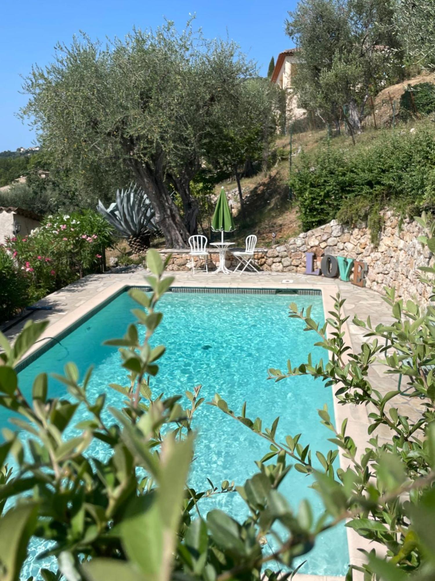 Villa Daphne Spéracèdes Bagian luar foto
