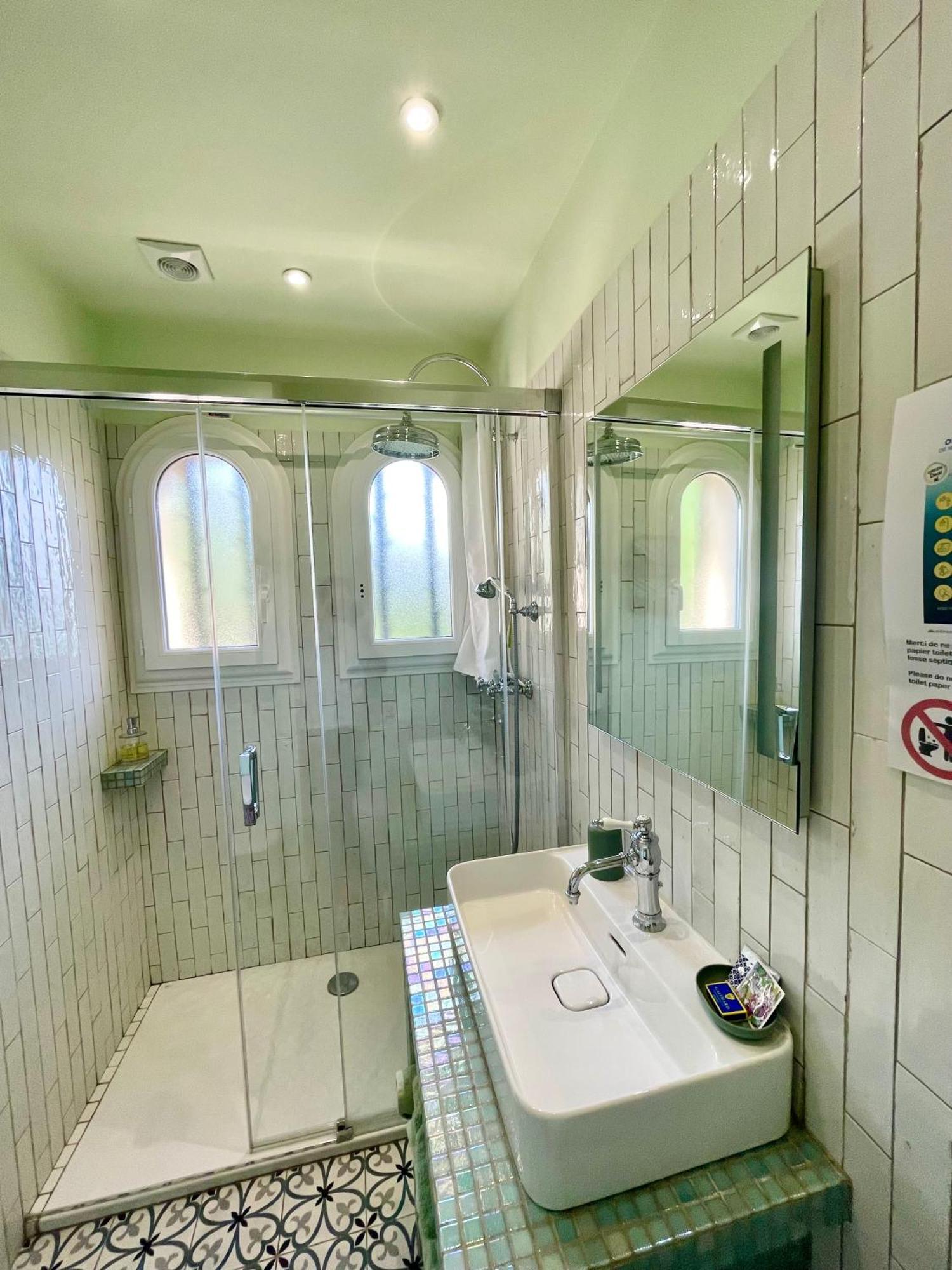 Villa Daphne Spéracèdes Bagian luar foto