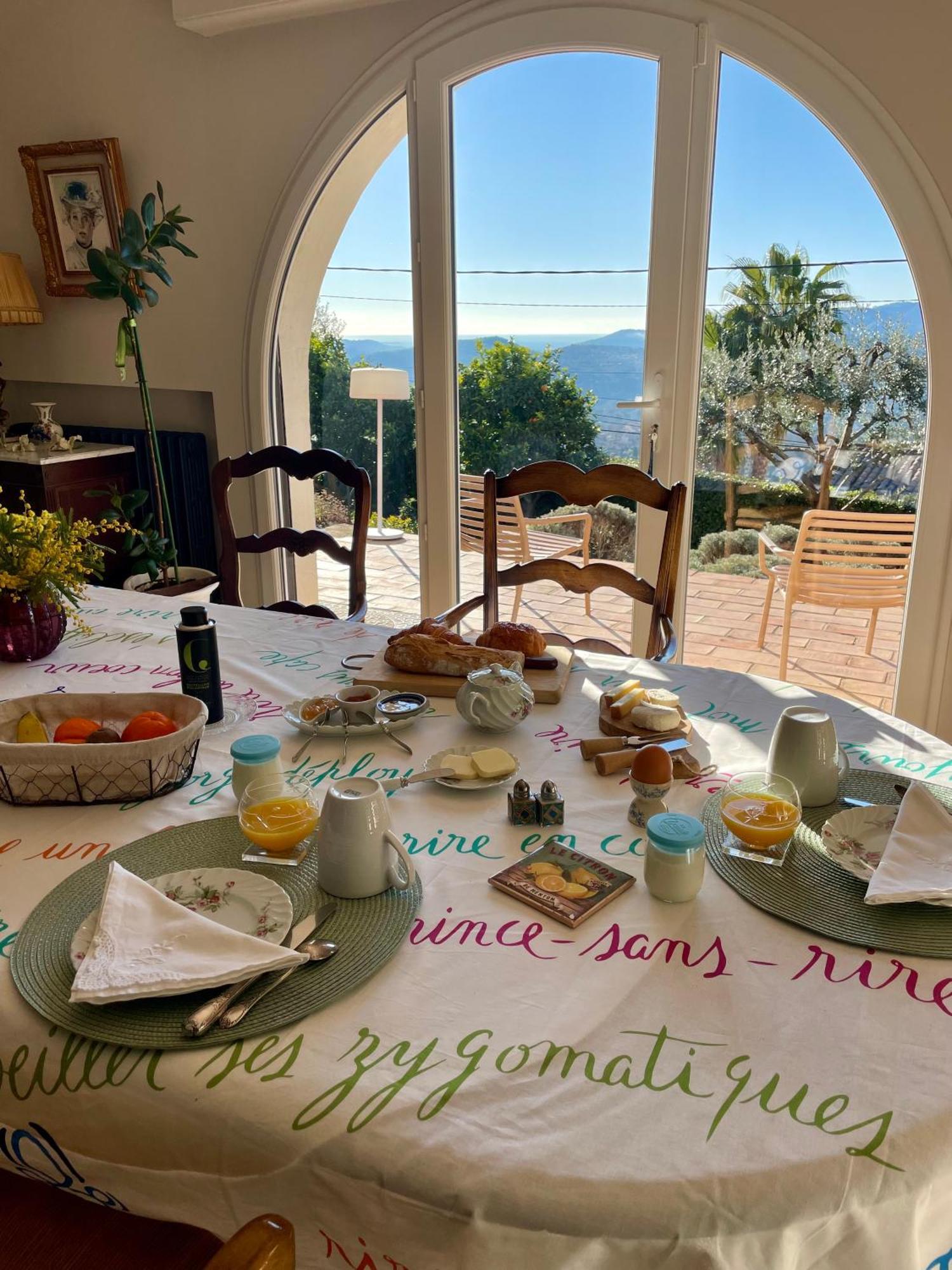 Villa Daphne Spéracèdes Bagian luar foto