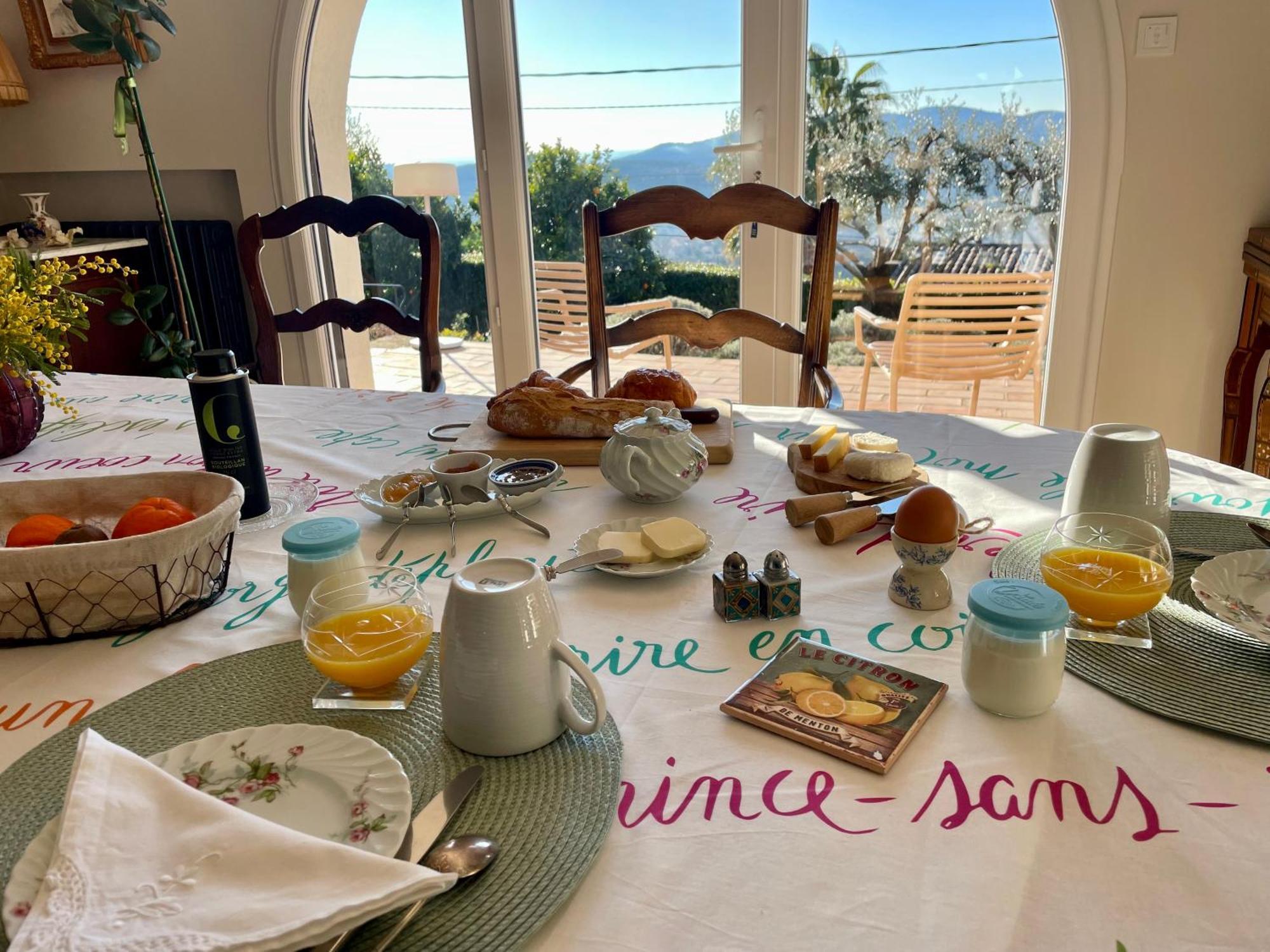Villa Daphne Spéracèdes Bagian luar foto